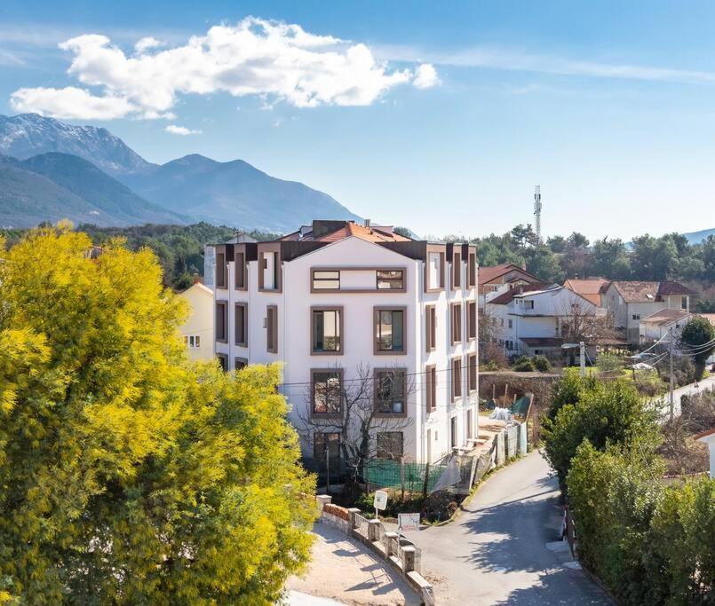 Mini Condos 13 D1 - Modern Studio With Mezzanine Tivat Exterior foto